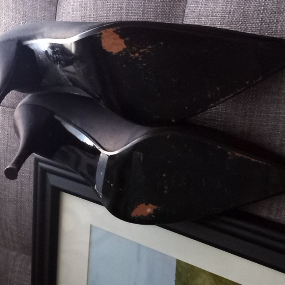 Stuart Weitzman black satin pumps sz 8.5 - Picture 3 of 6